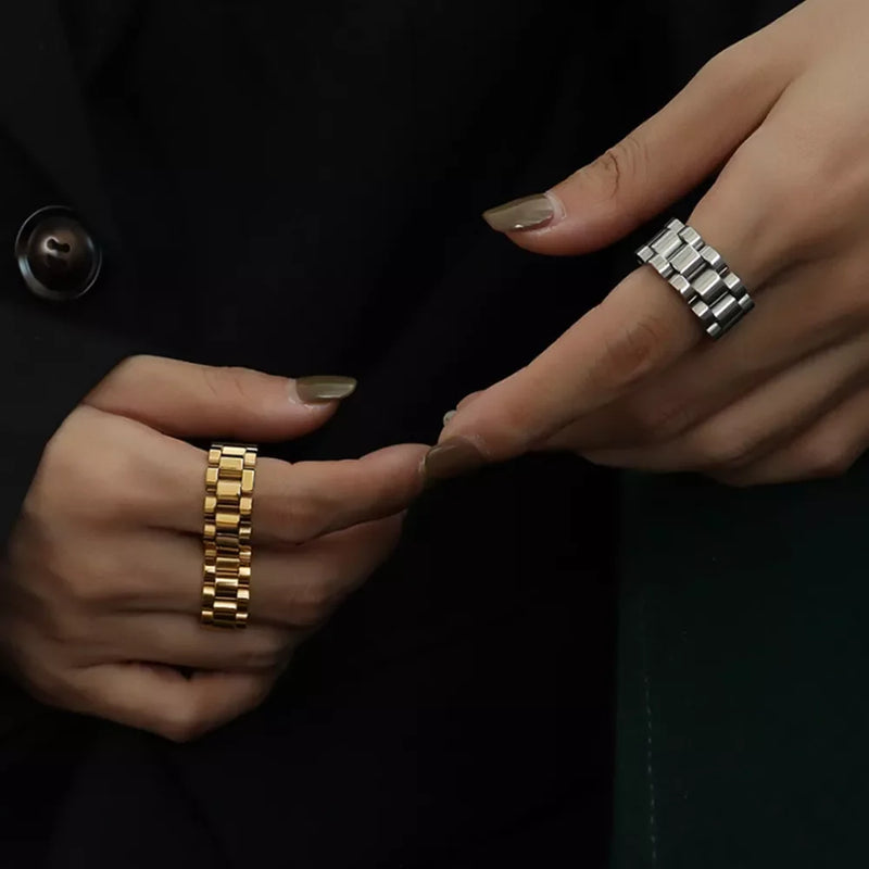 Ce'Loura Rings