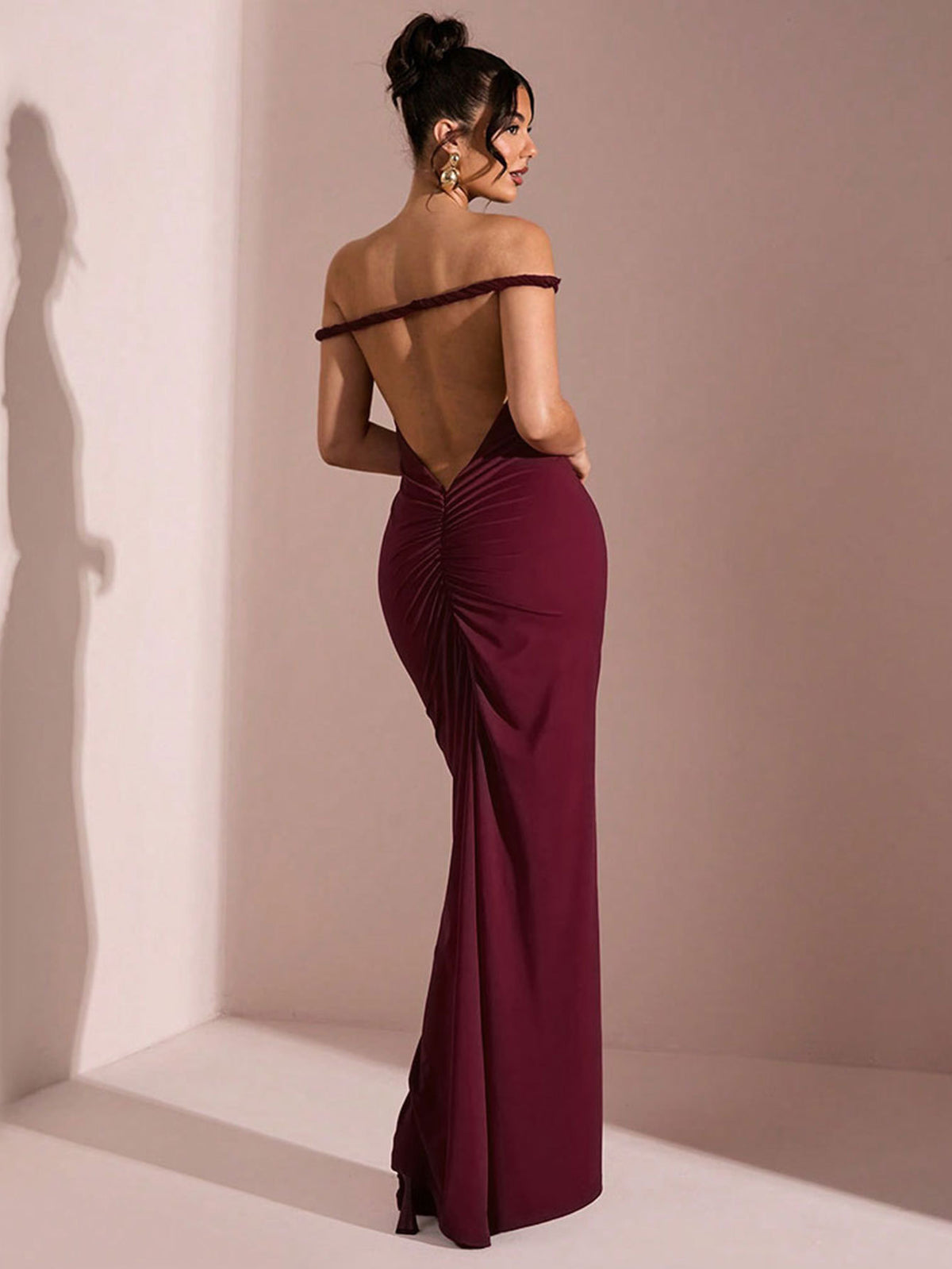 Elegant Off-Shoulder Backless Long Dress