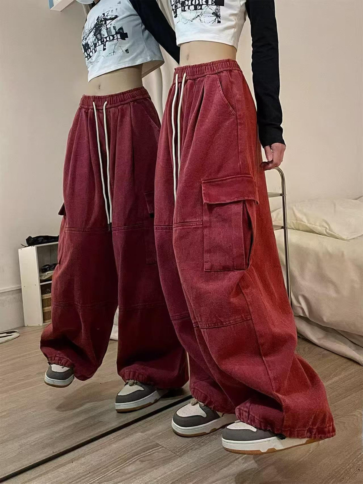 Wide-leg pants