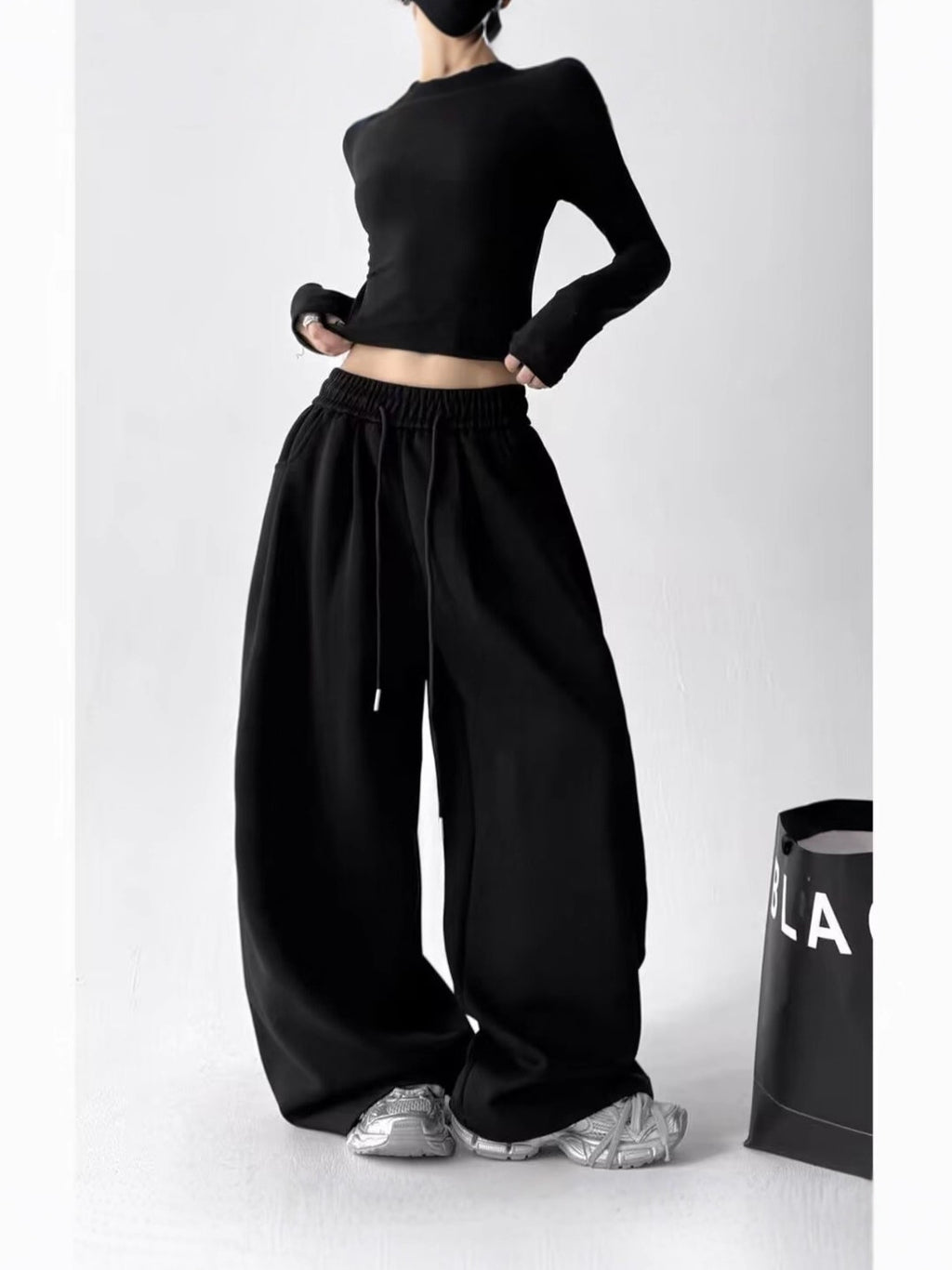 Wide-Leg Sweatpants