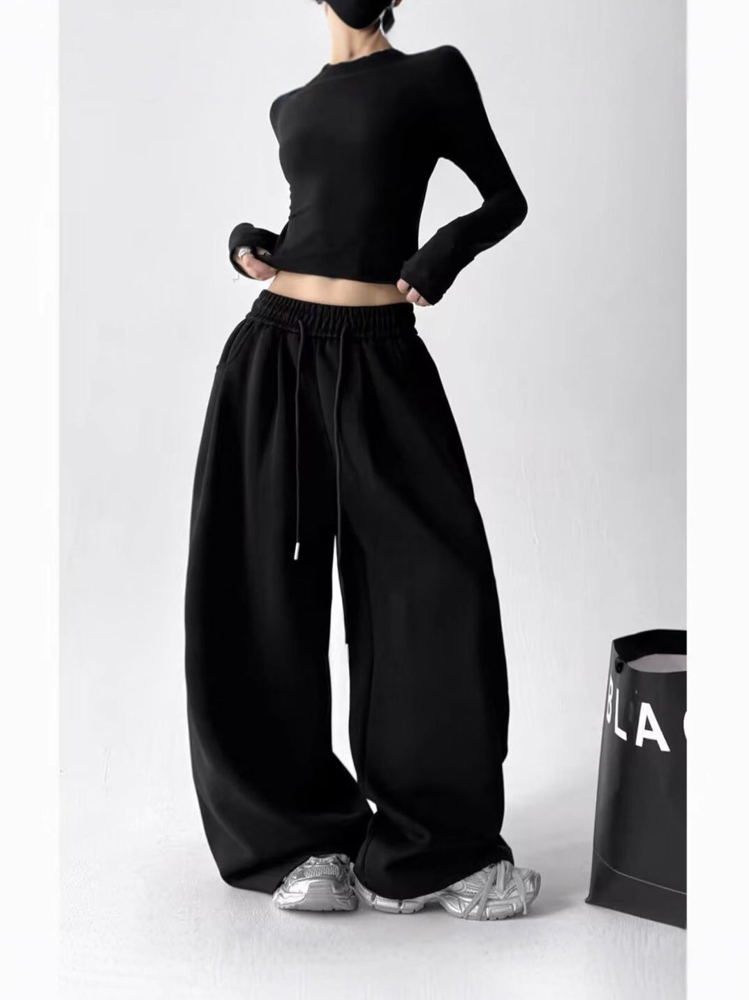 Wide-Leg Sweatpants