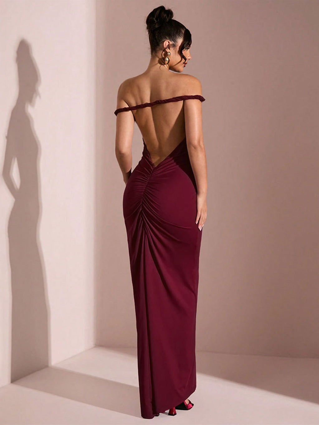 Elegant Off-Shoulder Backless Long Dress